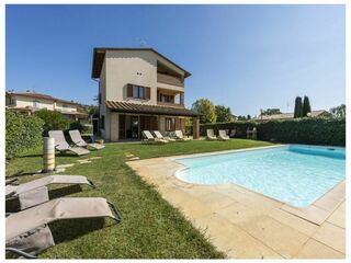 Villa in Lucignano, Italy