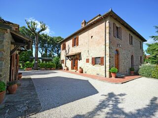 Villa in Cortona, Italy