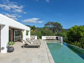 Villa in Sant Josep de sa Talaia, Balearic Islands