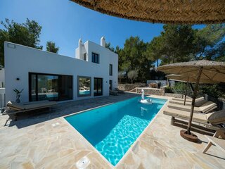 Villa in Santa Eularia des Riu, Balearic Islands