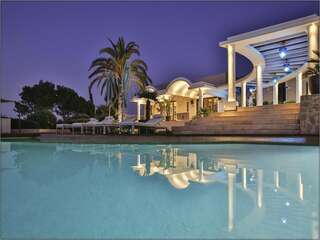 Villa in Sant Josep de sa Talaia, Balearic Islands