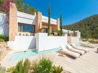 Villa in Sant Josep de sa Talaia, Balearic Islands