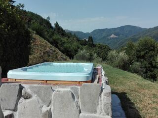 Cottage in Pescia, Italy